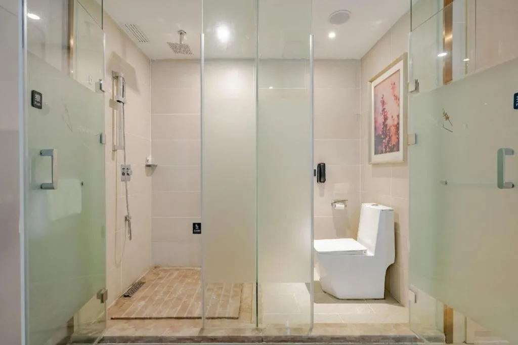 Lavande Hotel Wuhan Houhu Avenue Xingye Road