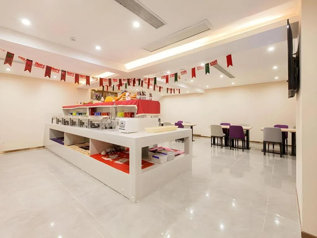 Lavande Hotel Wuhan Houhu Avenue Xingye Road