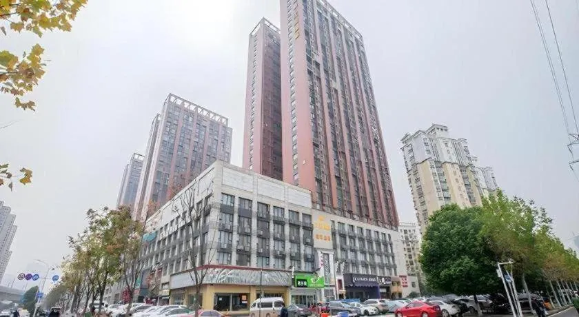 Lavande Hotel Wuhan Houhu Avenue Xingye Road