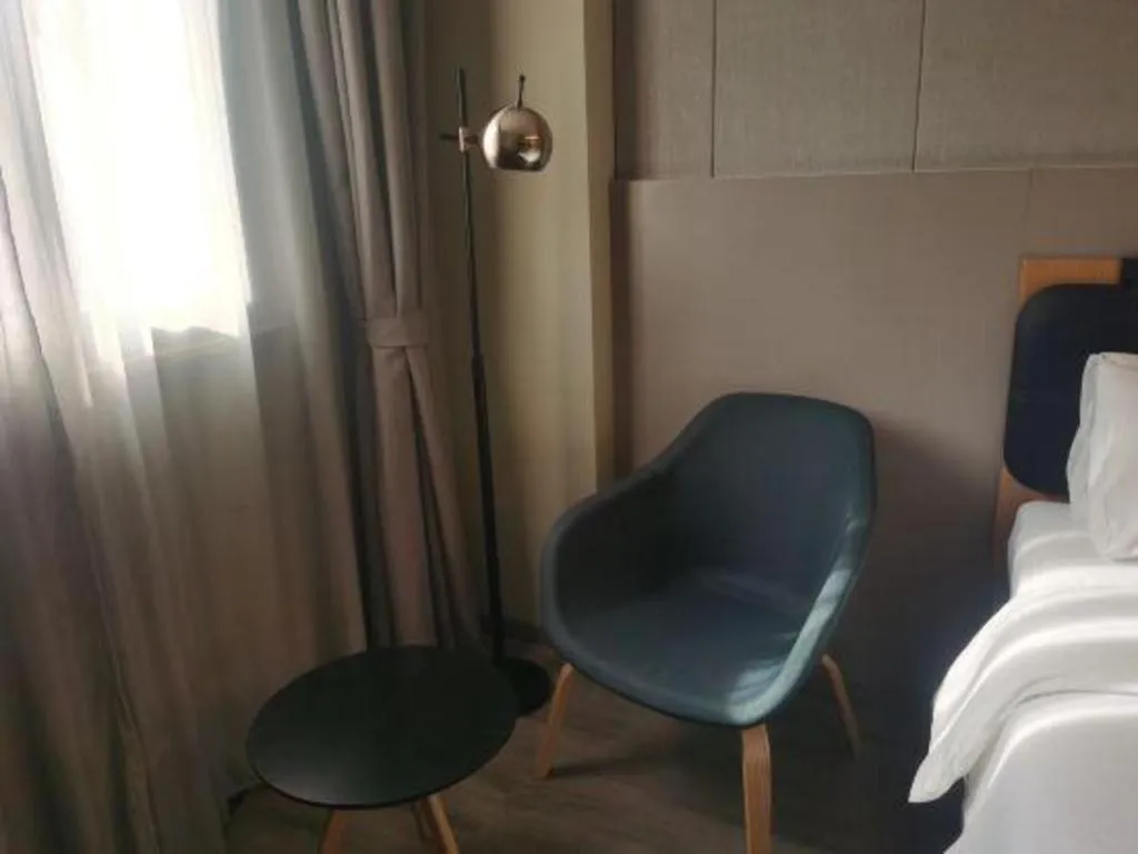 Bed in City Comfort Inn Hotel Wuhan Optics Valley Square Metro Station Zhongnan Minzu University