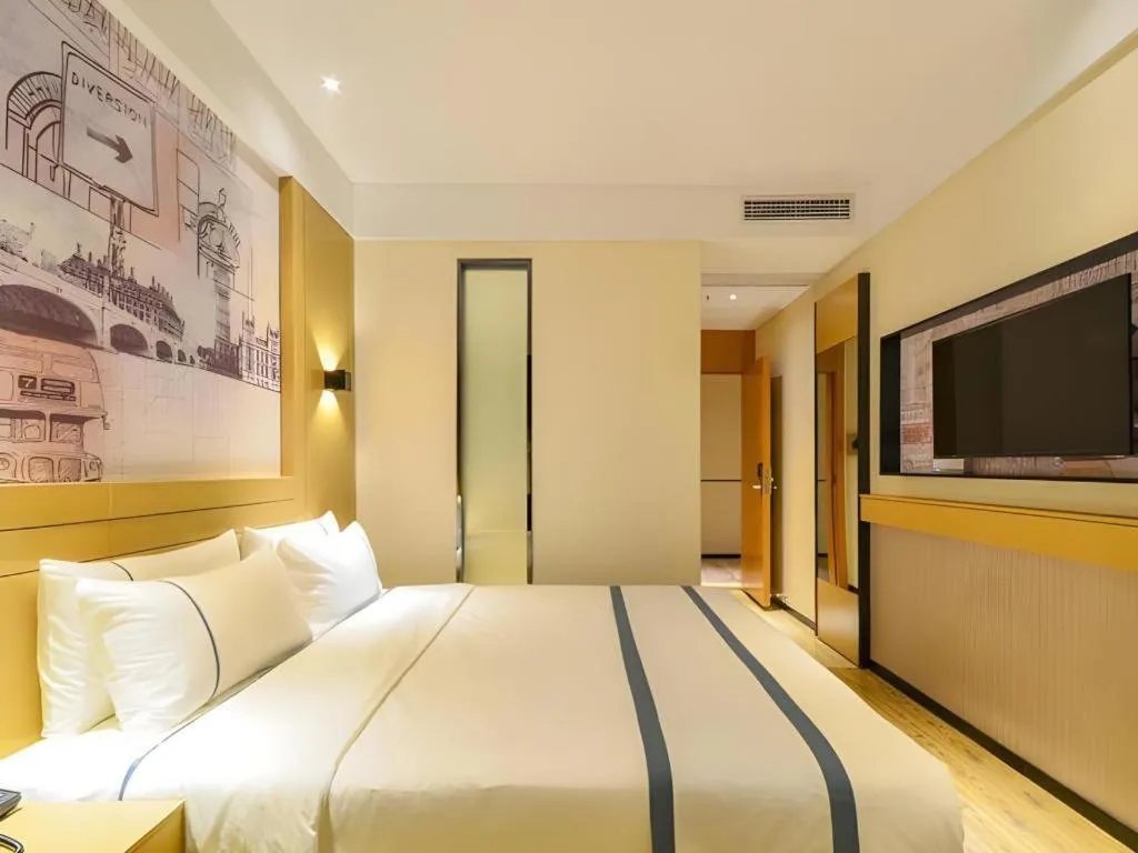 Bed in City Comfort Inn Wuhan Yuanlin Road Metro Station