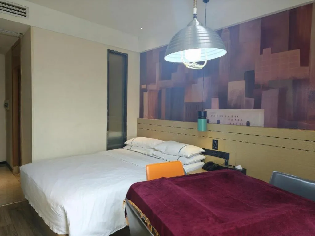 Bed in City Comfort Inn Wuhan Yuanlin Road Metro Station