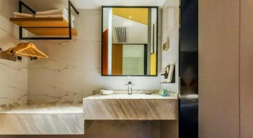 Borrman Hotel Guangzhou Quzhuang Metro Station