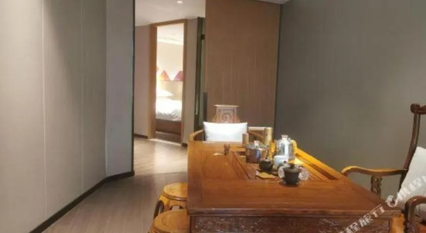 Borrman Hotel Guangzhou Quzhuang Metro Station