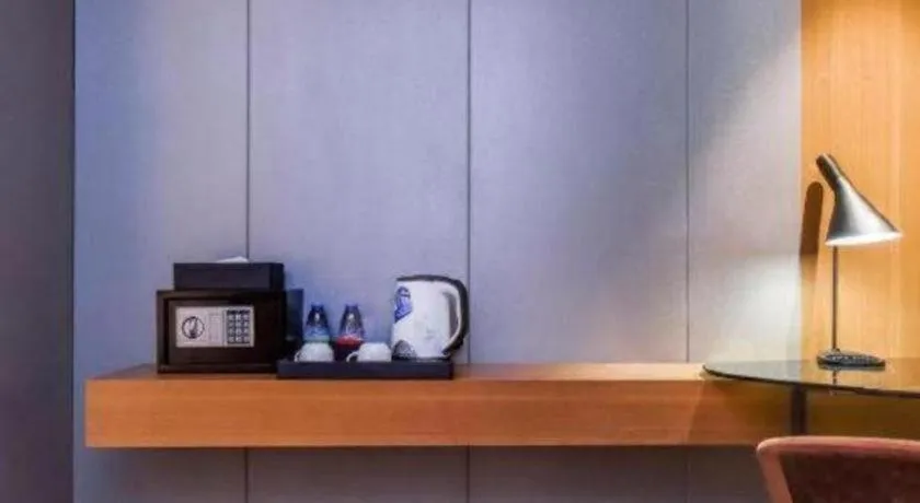 Borrman Hotel Guangzhou Quzhuang Metro Station