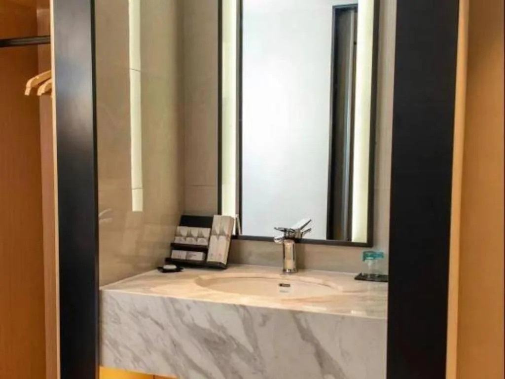 Borrman Hotel Guangzhou Quzhuang Metro Station