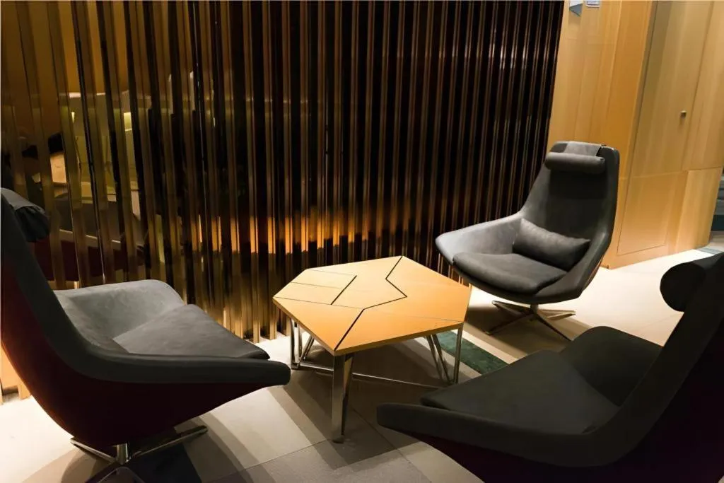 Borrman Hotel Guangzhou Quzhuang Metro Station