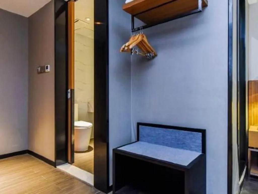 Borrman Hotel Guangzhou Quzhuang Metro Station