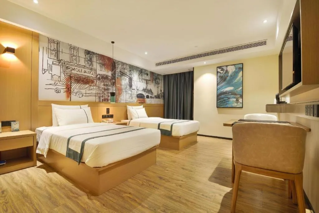 Bed in City Comfort Inn Wuhan Hankou Bei Light Rail Station