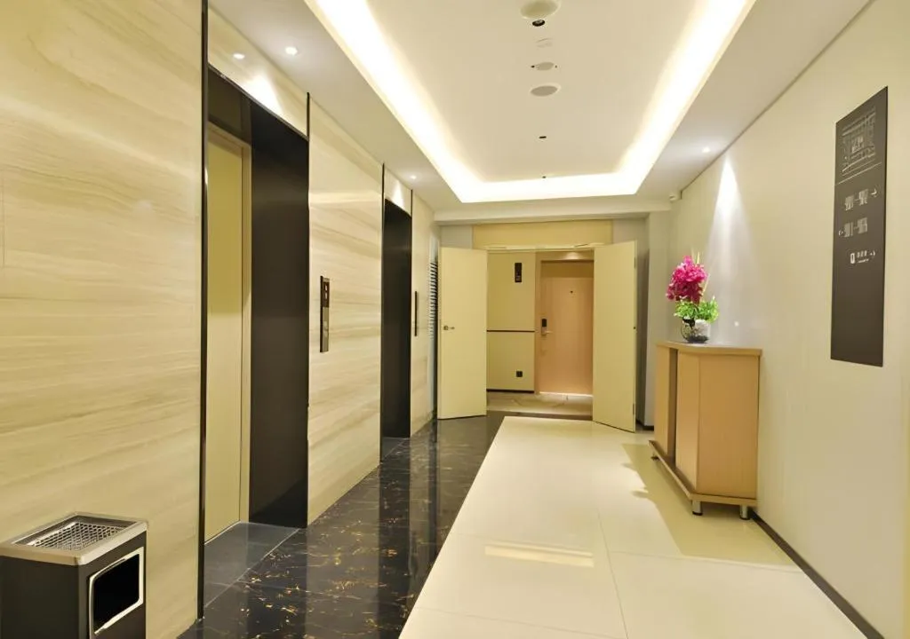 City Comfort Inn Wuhan Hankou Bei Light Rail Station
