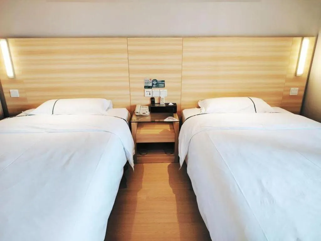 Bed in City Comfort Inn Wuhan Han'Nan Pedestrian Street
