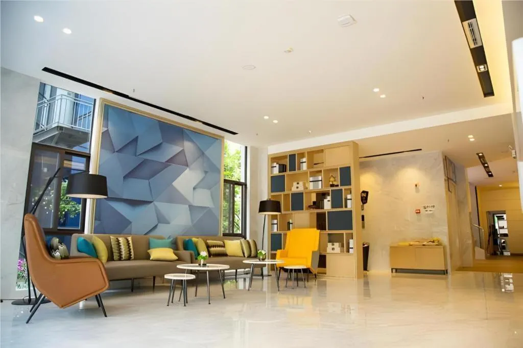 Echarm Hotel Kunming High-tech Zone Economic Management College