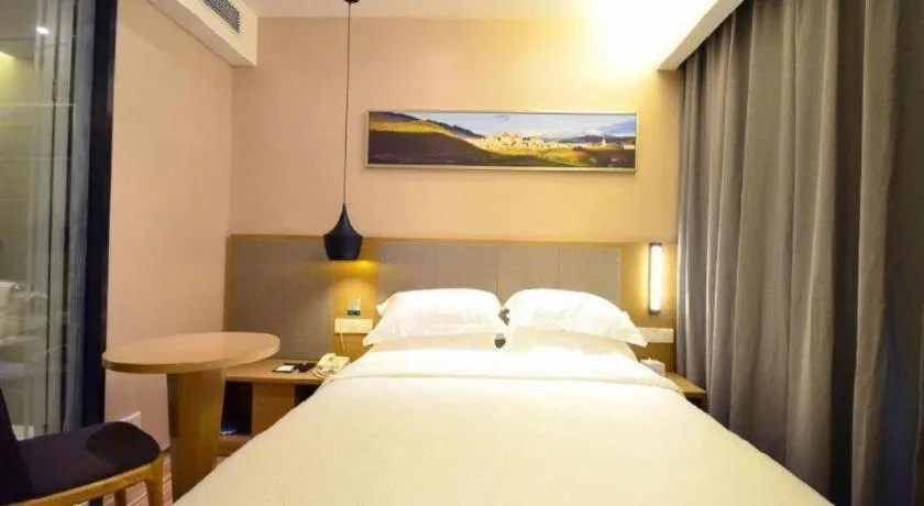 Bed in City Comfort Inn Wuhan Xudong Street Wangjiadun Metro Station