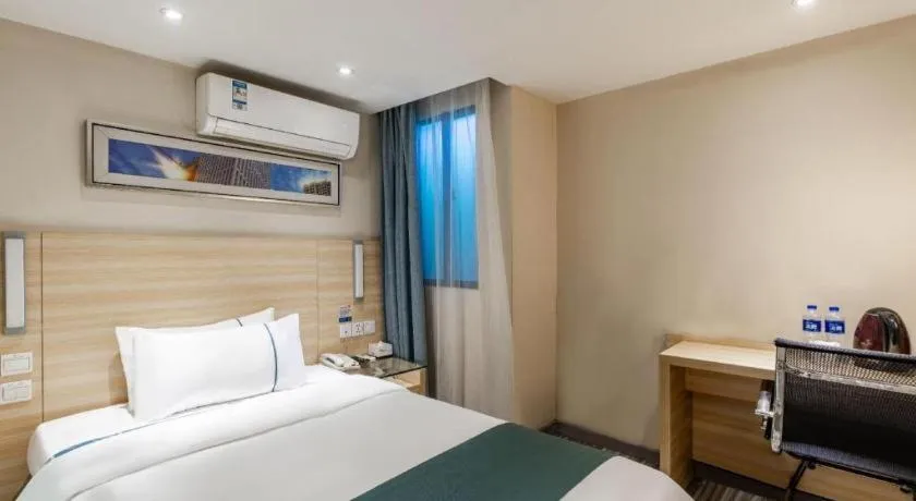 Bed in City Comfort Inn Wuhan Zongguan Metro Station