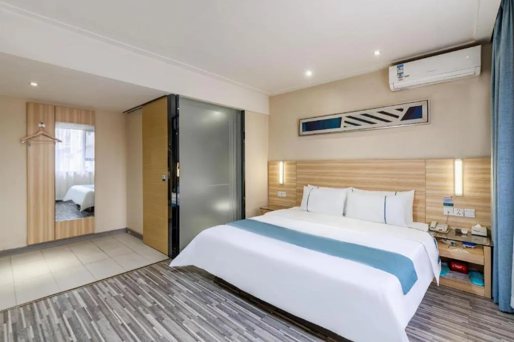 Bed in City Comfort Inn Wuhan Zongguan Metro Station