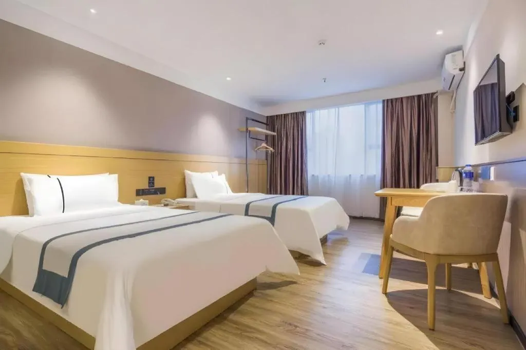 Bed in City Comfort Inn Guangzhou Shisanhang Shachong Metro Station