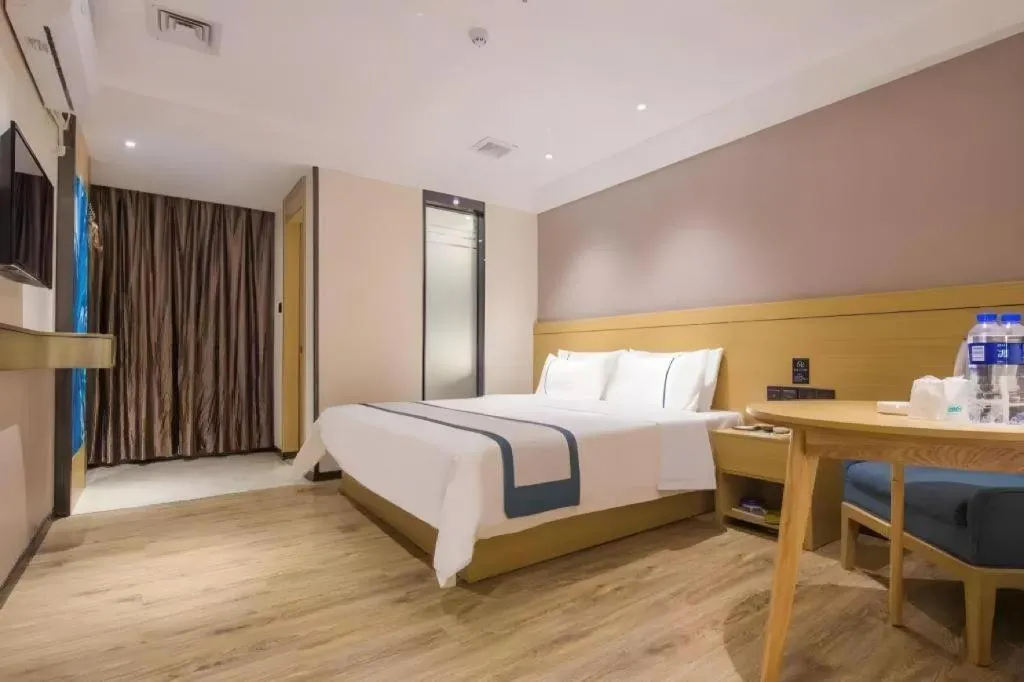 Bed in City Comfort Inn Guangzhou Shisanhang Shachong Metro Station