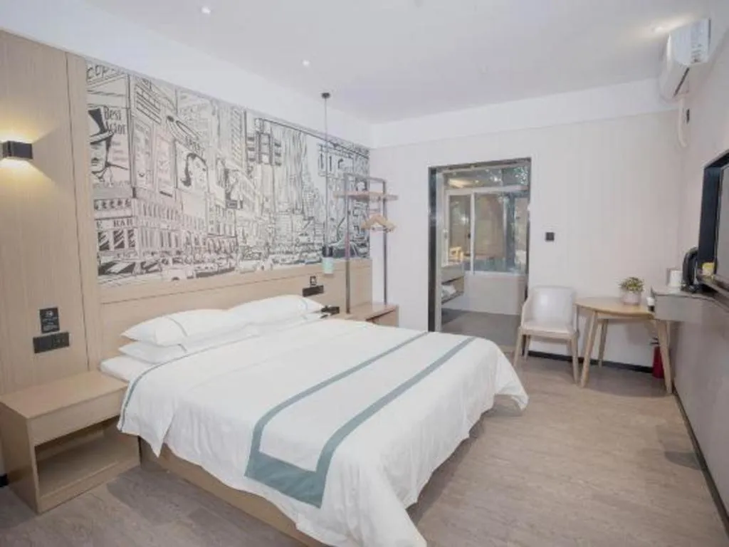 Bed in City Comfort Inn Guangzhou Shisanhang Shachong Metro Station