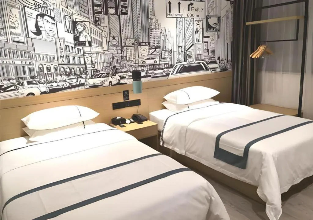 Bed in City Comfort Inn Guangzhou Shisanhang Shachong Metro Station