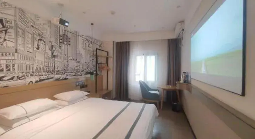 Bed in City Comfort Inn Guangzhou Shisanhang Shachong Metro Station Bed in City Comfort Inn Guangzhou Shisanhang Shachong Metro Station