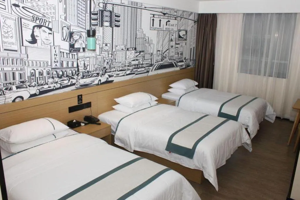 Bed in City Comfort Inn Guangzhou Shisanhang Shachong Metro Station