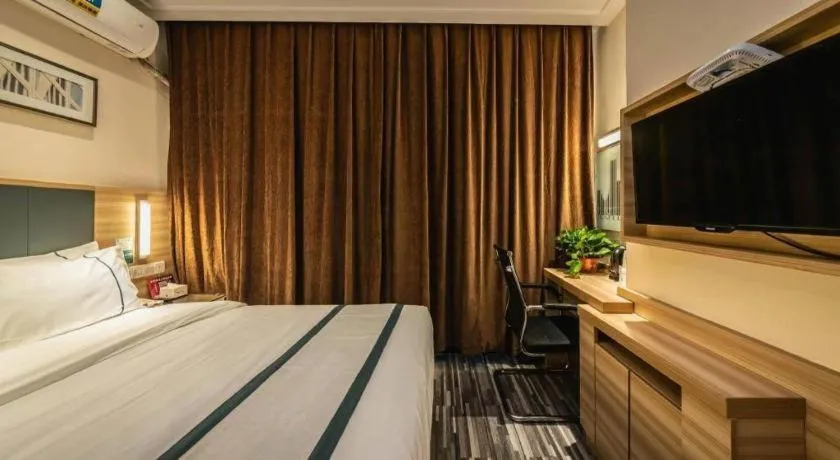 Bed in City Comfort Inn Zhengzhou Railway Station Erqi Square