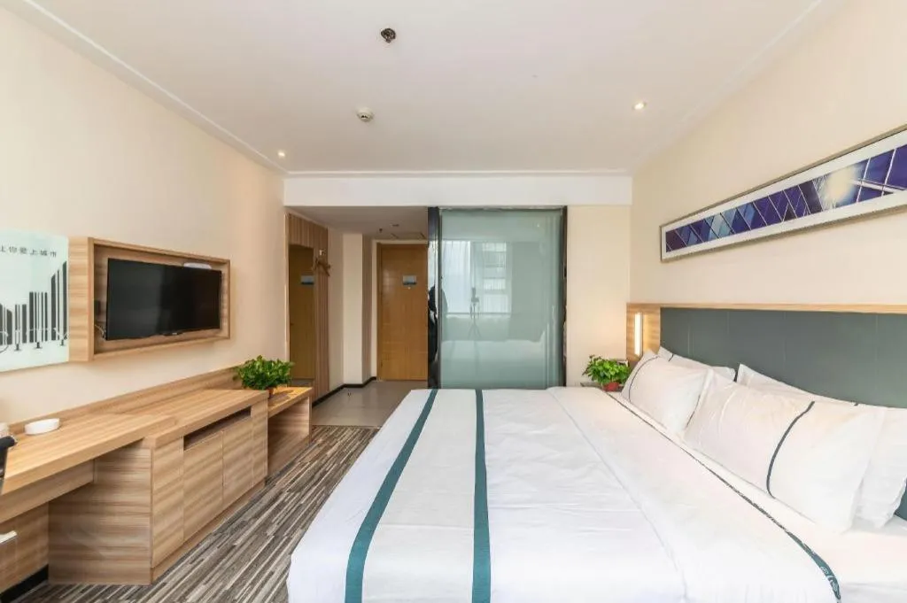 Bed in City Comfort Inn Zhengzhou Railway Station Erqi Square