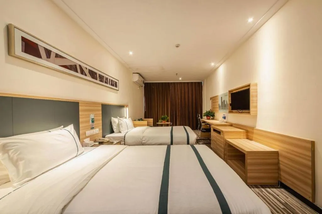 Bed in City Comfort Inn Zhengzhou Railway Station Erqi Square