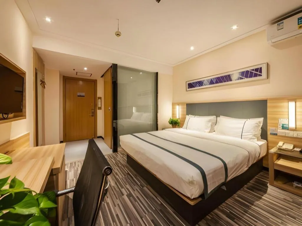 Bed in City Comfort Inn Zhengzhou Railway Station Erqi Square