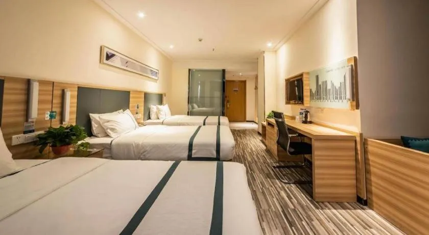 Bed in City Comfort Inn Zhengzhou Railway Station Erqi Square