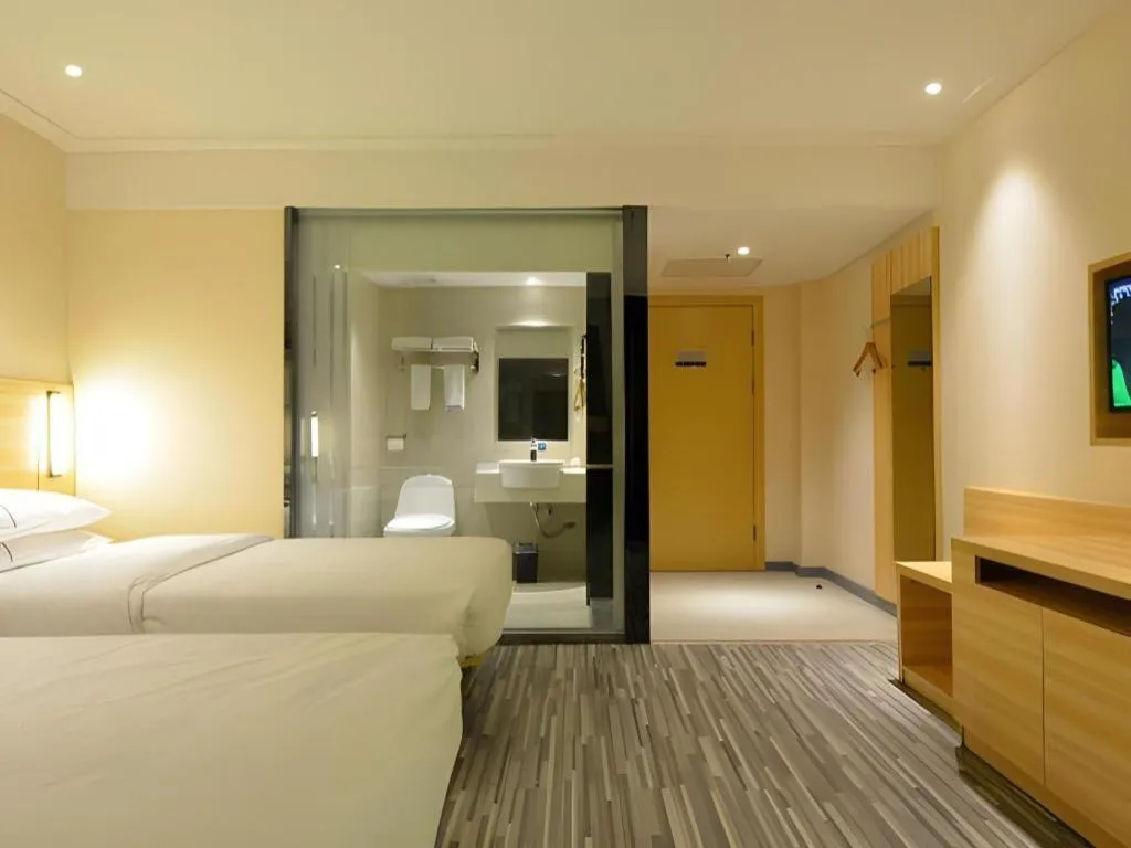 Bed in City Comfort Inn Zhengzhou Railway Station Erqi Square