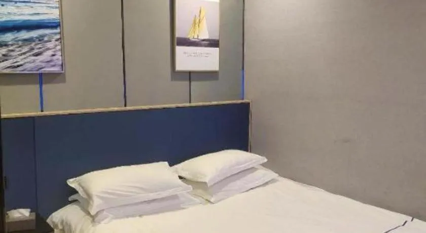 Bed in City Comfort Inn Zhengzhou Railway Station Erqi Square