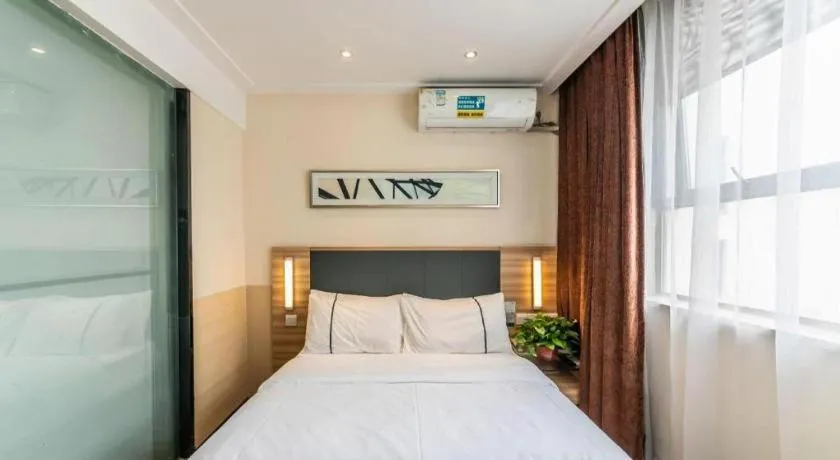 Bed in City Comfort Inn Zhengzhou Railway Station Erqi Square