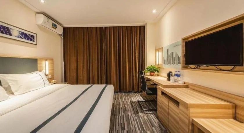 Bed in City Comfort Inn Zhengzhou Railway Station Erqi Square