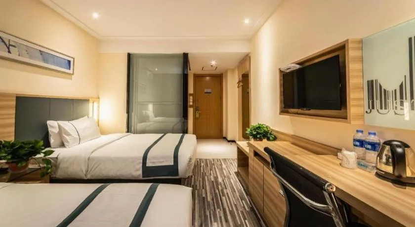 Bed in City Comfort Inn Zhengzhou Railway Station Erqi Square