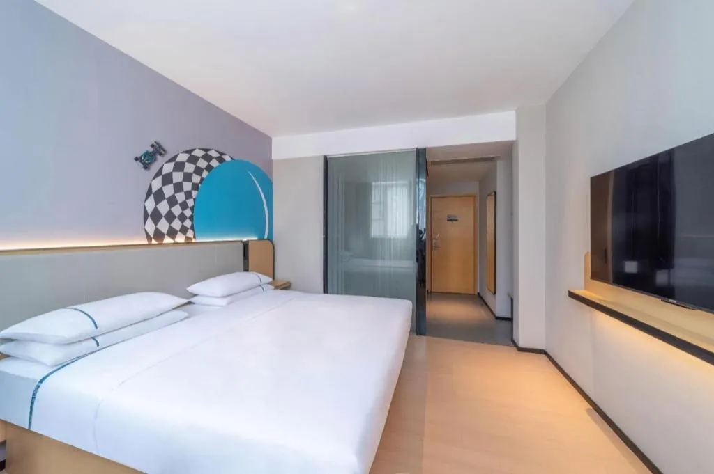 Bed in City Comfort Inn Zhongshan Nanqu Subdistrict Yong'an Square