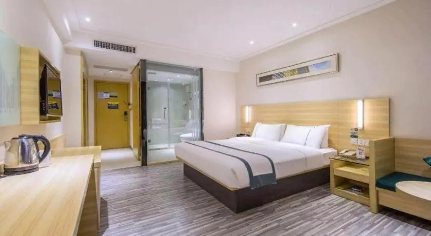 Bed in City Comfort Inn Zhongshan Nanqu Subdistrict Yong'an Square