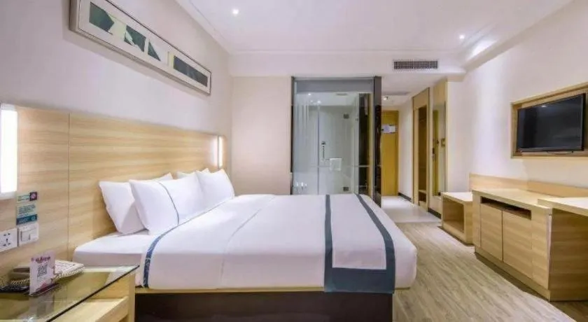 Bed in City Comfort Inn Zhongshan Nanqu Subdistrict Yong'an Square