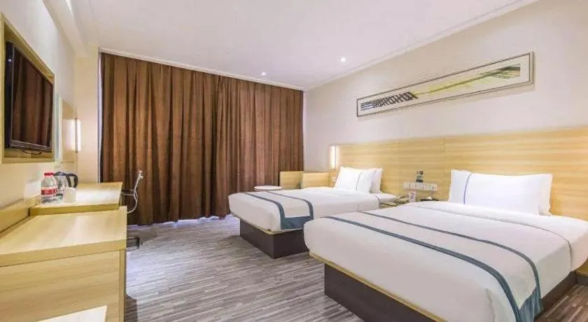 Bed in City Comfort Inn Zhongshan Nanqu Subdistrict Yong'an Square