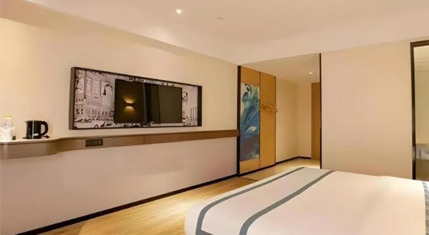 Bed in City Comfort Inn Haikou Zhongjie Road Walking Street