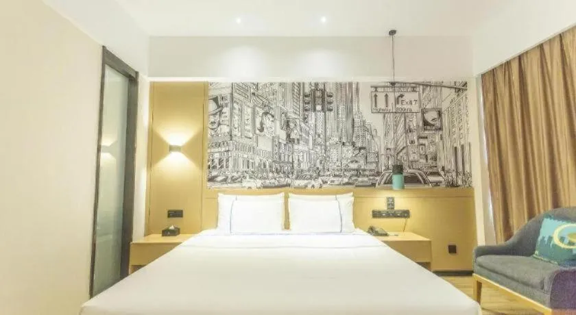 Bed in City Comfort Inn Haikou Zhongjie Road Walking Street