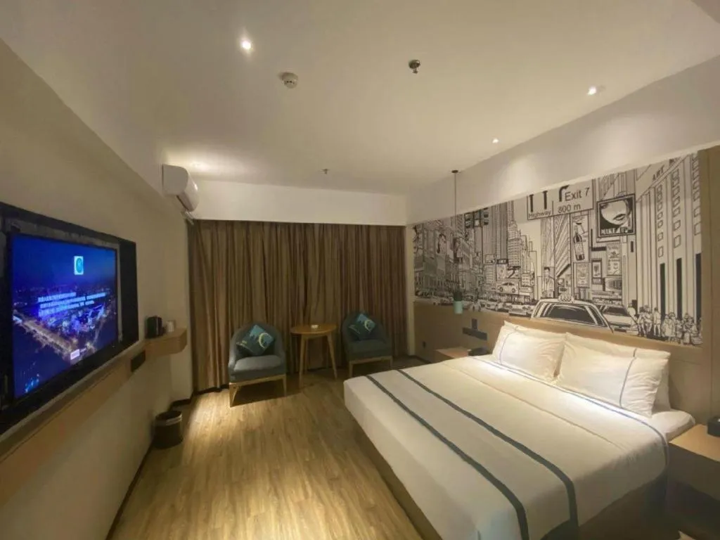 Bed in City Comfort Inn Haikou Zhongjie Road Walking Street