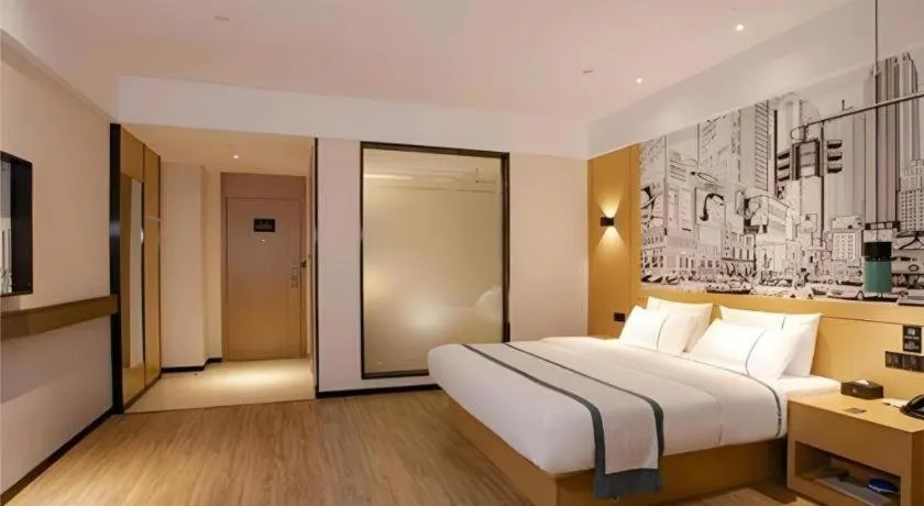 Bed in City Comfort Inn Haikou Zhongjie Road Walking Street
