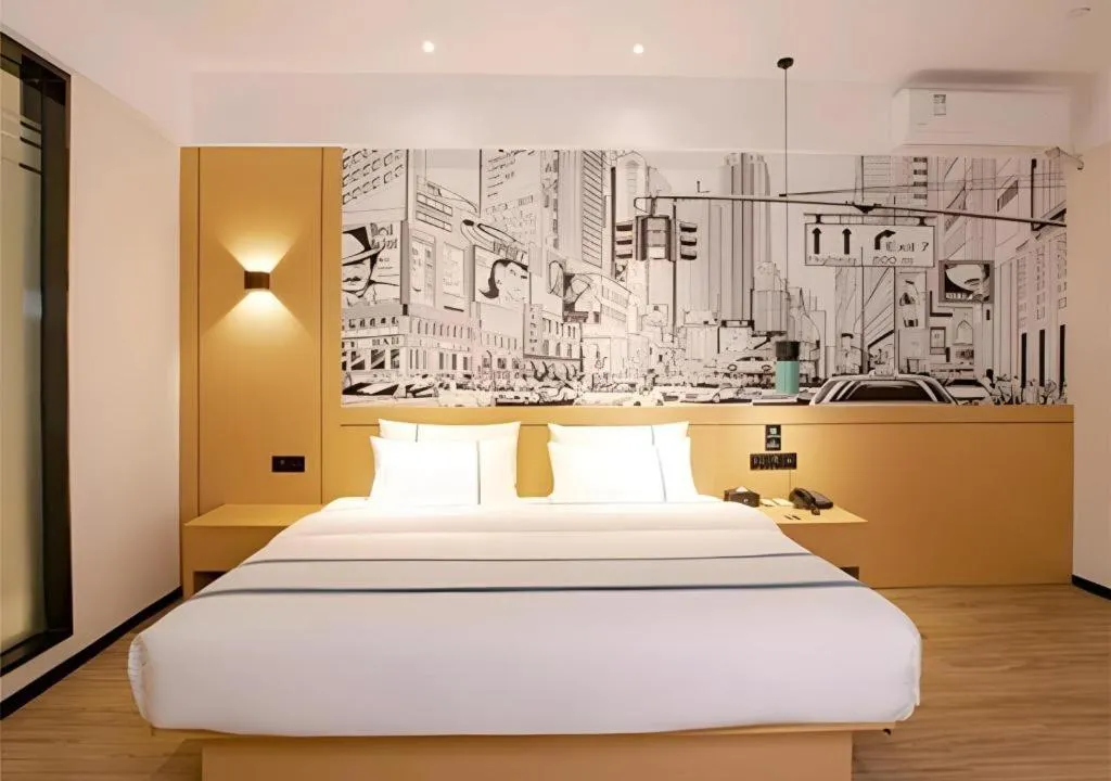 Bed in City Comfort Inn Haikou Zhongjie Road Walking Street