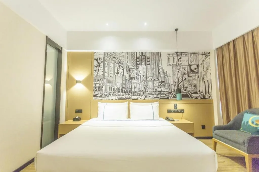 Bed in City Comfort Inn Haikou Zhongjie Road Walking Street