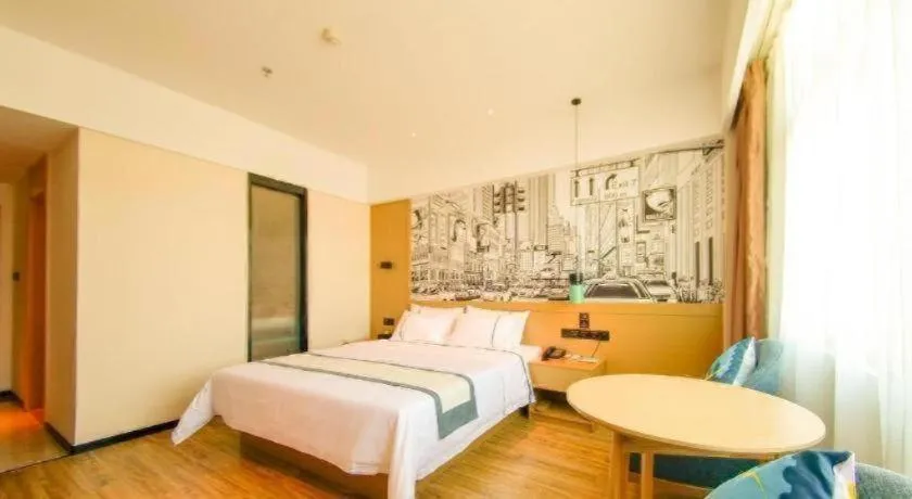 Bed in City Comfort Inn Haikou Zhongjie Road Walking Street