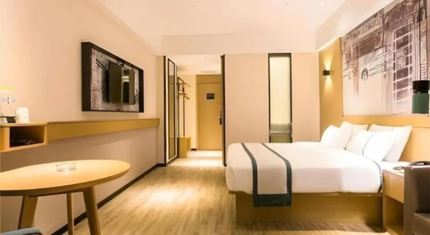 Bed in City Comfort Inn Haikou Zhongjie Road Walking Street