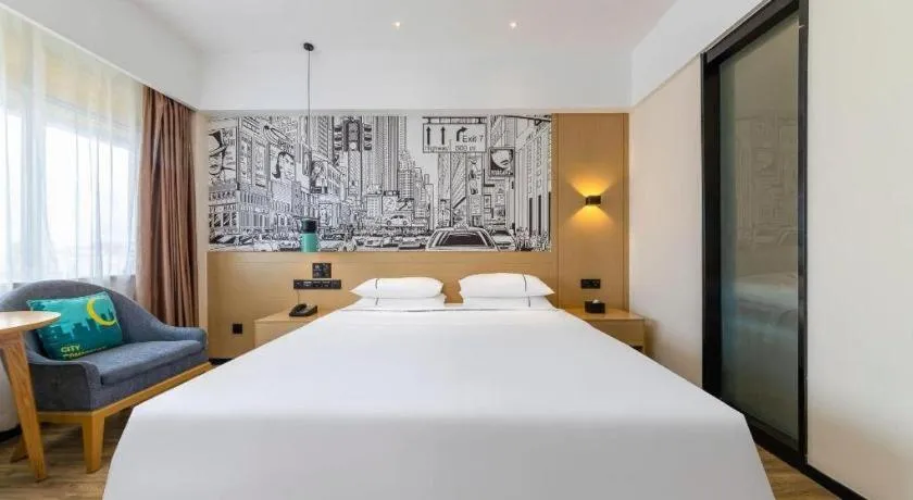 Bed in City Comfort Inn Haikou Zhongjie Road Walking Street