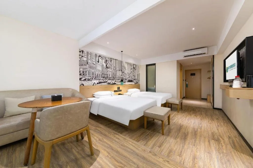 Bed in City Comfort Inn Haikou Zhongjie Road Walking Street