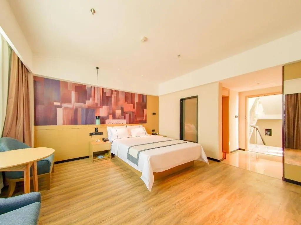 Bed in City Comfort Inn Haikou Zhongjie Road Walking Street